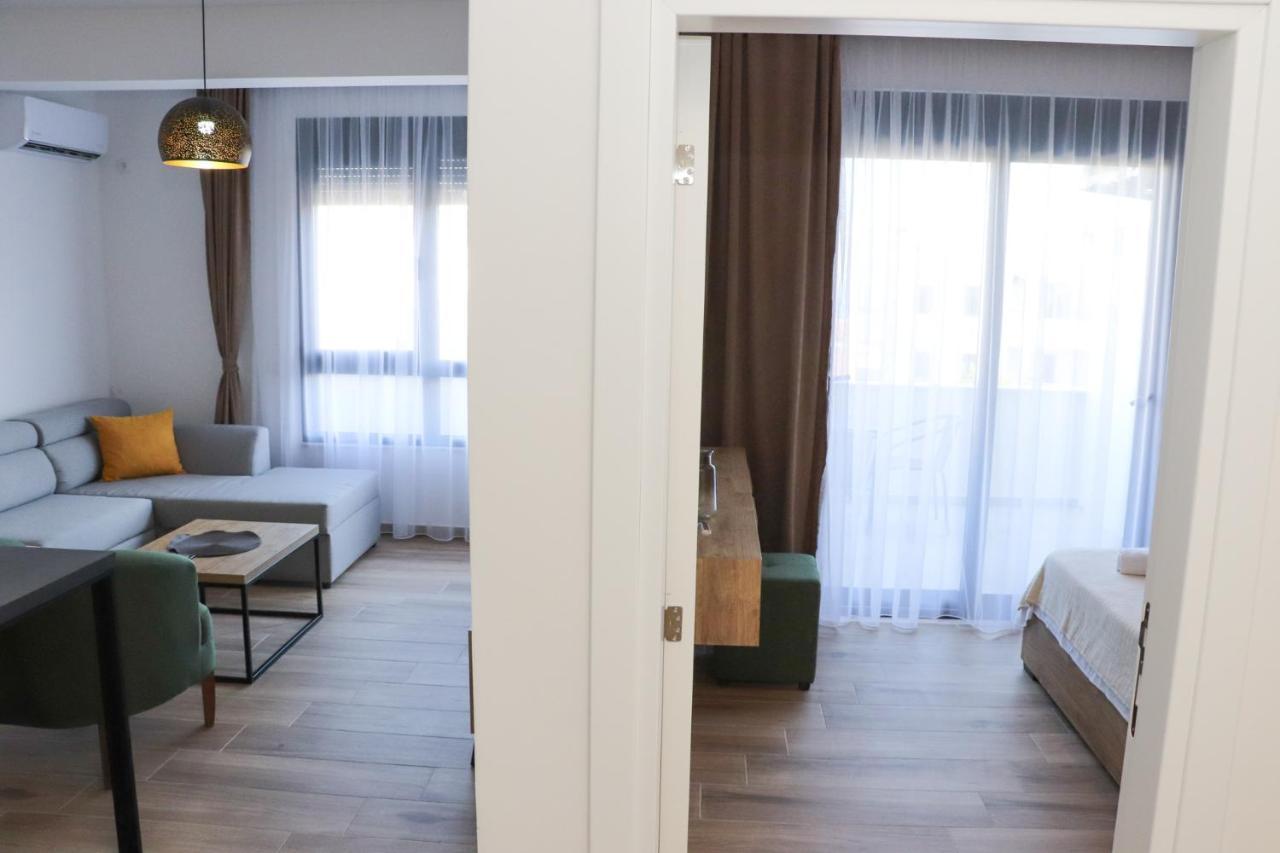 Eagles Apartments & Suites Ulcinj Eksteriør bilde