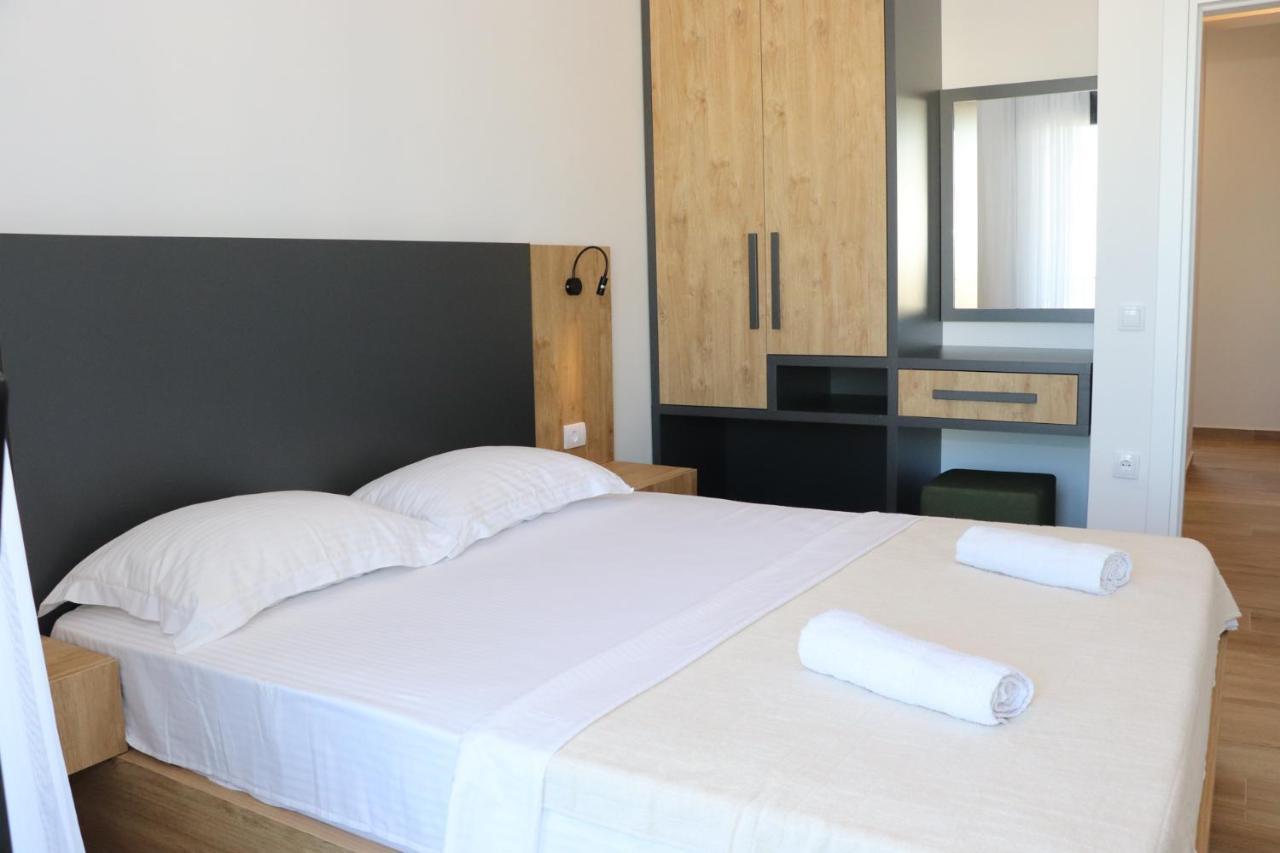 Eagles Apartments & Suites Ulcinj Eksteriør bilde