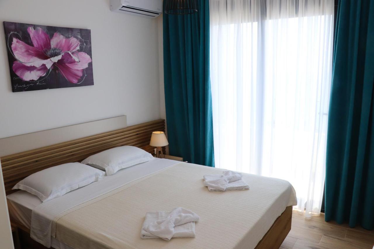 Eagles Apartments & Suites Ulcinj Eksteriør bilde